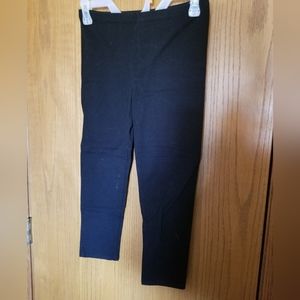 Black capri leggings